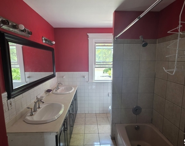 38 Homestead Avenue - Photo Thumbnail 10