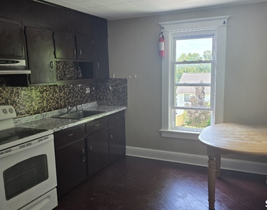 38 Homestead Avenue - Photo Thumbnail 8