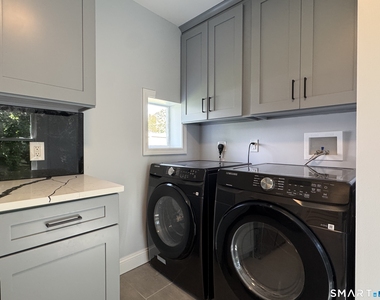 251 Main Street - Photo Thumbnail 8