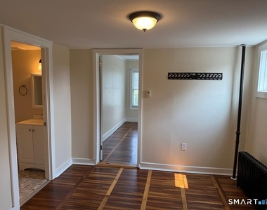 82 Boston Post Road - Photo Thumbnail 4