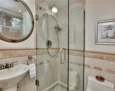8 Lone Pine Lane - Photo Thumbnail 24