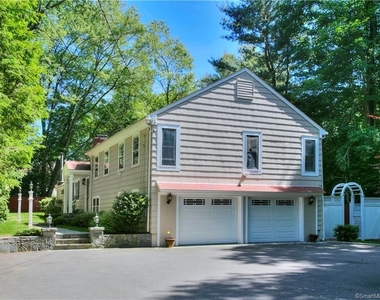 8 Lone Pine Lane - Photo Thumbnail 1