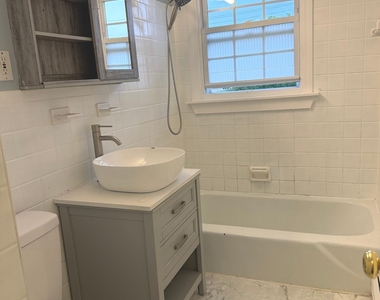 1254 Farmington Avenue - Photo Thumbnail 14