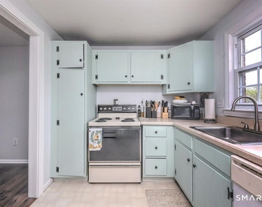 1254 Farmington Avenue - Photo Thumbnail 10