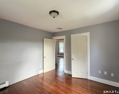 14 Cerretta Street - Photo Thumbnail 8