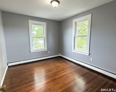 14 Cerretta Street - Photo Thumbnail 10