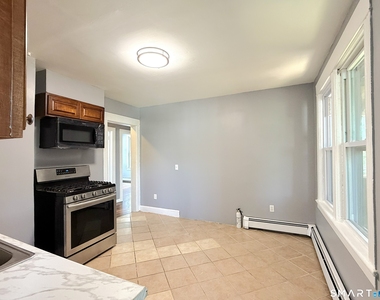 14 Cerretta Street - Photo Thumbnail 3