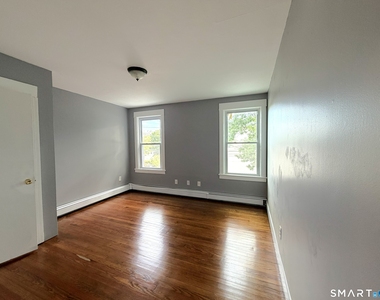 14 Cerretta Street - Photo Thumbnail 12