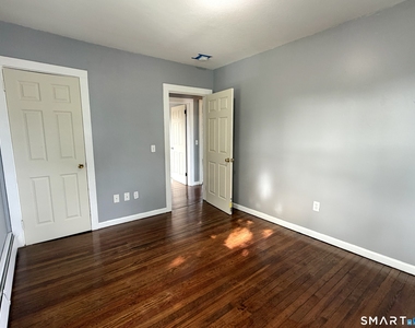 14 Cerretta Street - Photo Thumbnail 11