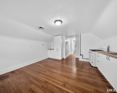 260 Main Street - Photo Thumbnail 11
