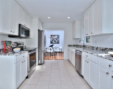 24 Mills Street - Photo Thumbnail 10