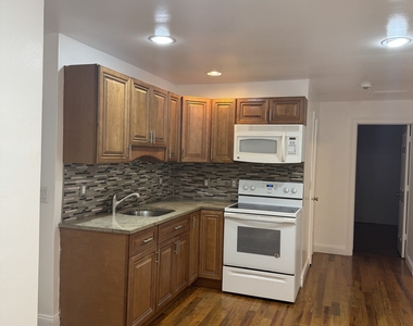 1248 Pembroke Street - Photo Thumbnail 5