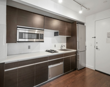 116 John Street - Photo Thumbnail 3