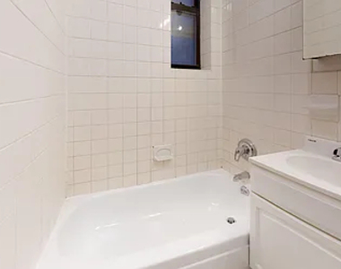 337 East 90th Street - Photo Thumbnail 5