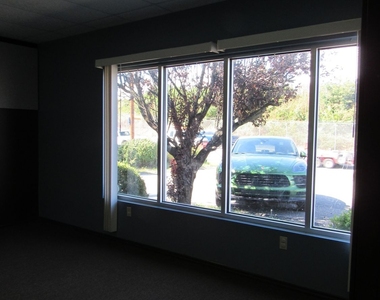 3204 Lebanon Church Road - Photo Thumbnail 7