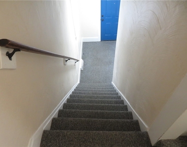 327 W Brady St - Photo Thumbnail 7
