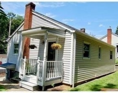 104 6th Ave - Photo Thumbnail 2