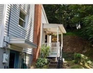 104 6th Ave - Photo Thumbnail 3