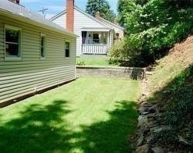104 6th Ave - Photo Thumbnail 4