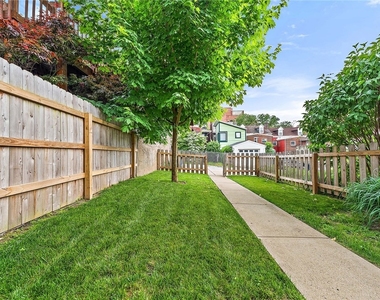 330 Main Street - Photo Thumbnail 22