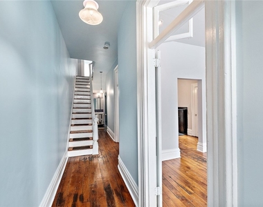330 Main Street - Photo Thumbnail 1