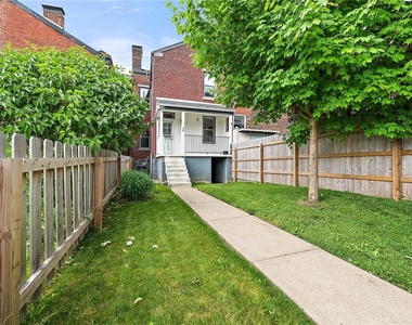 330 Main Street - Photo Thumbnail 23