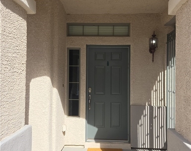 2766 Auchmull Street - Photo Thumbnail 3