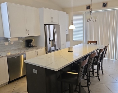 2766 Auchmull Street - Photo Thumbnail 5