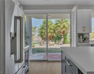 8848 Rainbow Ridge Drive - Photo Thumbnail 17