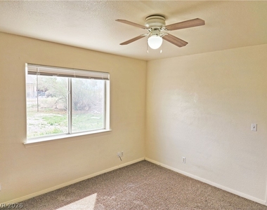 561 E Bourbon Street - Photo Thumbnail 22
