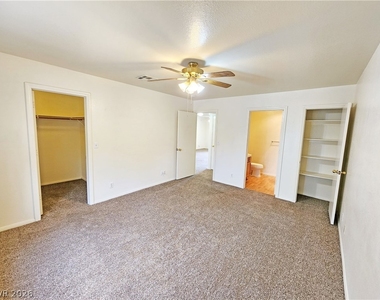 561 E Bourbon Street - Photo Thumbnail 14
