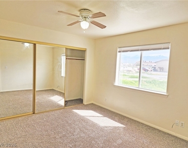 561 E Bourbon Street - Photo Thumbnail 18