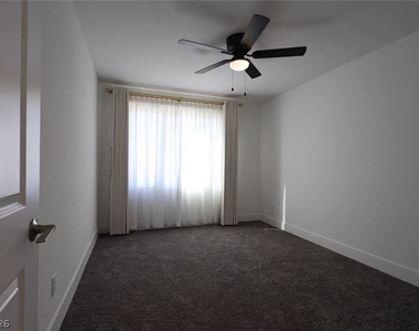 10212 Altavia Rock Street - Photo Thumbnail 8