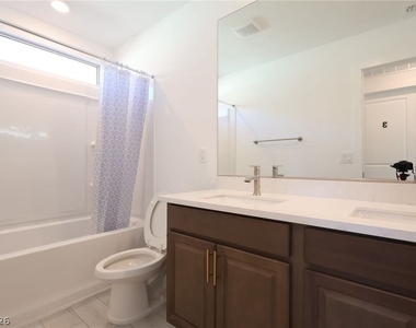 10212 Altavia Rock Street - Photo Thumbnail 9
