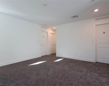 10212 Altavia Rock Street - Photo Thumbnail 6