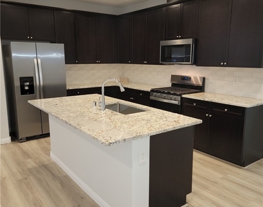 60 Cadence Crest Avenue - Photo Thumbnail 5