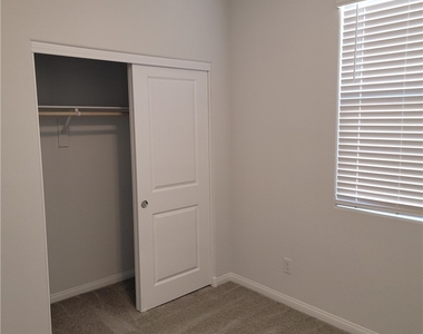60 Cadence Crest Avenue - Photo Thumbnail 15