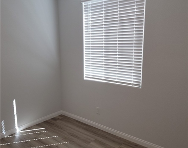 60 Cadence Crest Avenue - Photo Thumbnail 13