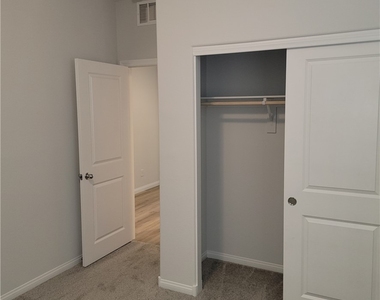 60 Cadence Crest Avenue - Photo Thumbnail 12
