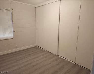 4624 Evergreen Place - Photo Thumbnail 19