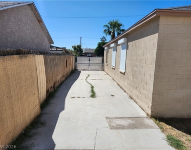 4624 Evergreen Place - Photo Thumbnail 33