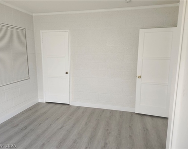 4624 Evergreen Place - Photo Thumbnail 18