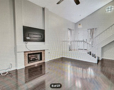 3052 Waterview Drive - Photo Thumbnail 2