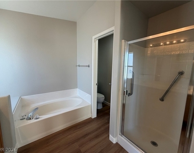 2139 Meadow Green Avenue - Photo Thumbnail 20