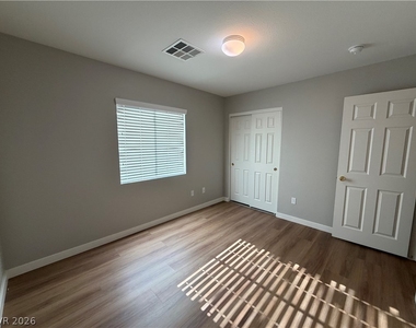 2139 Meadow Green Avenue - Photo Thumbnail 24