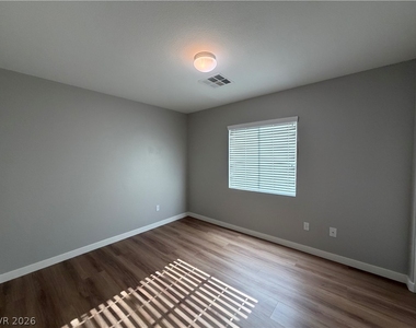 2139 Meadow Green Avenue - Photo Thumbnail 25