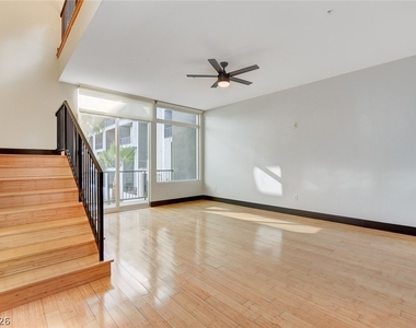 2715 W Pebble Road - Photo Thumbnail 2