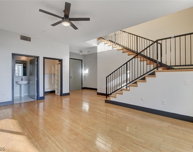 2715 W Pebble Road - Photo Thumbnail 1