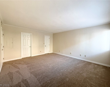 4431 Alexis Drive - Photo Thumbnail 12