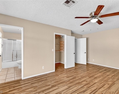 933 Derringer Lane - Photo Thumbnail 10